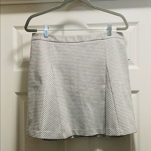 Michael Kors gray striped skirt, size 10 NWT